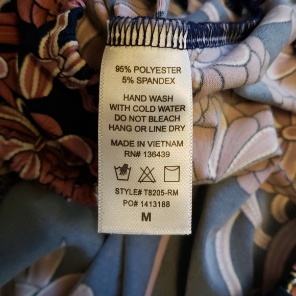 Floral Blouse - Picture 4 of 6